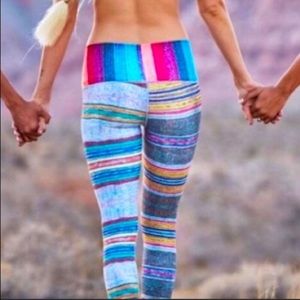 🌈✨NWOT Niyama Sol Mayan Endless Legging💥